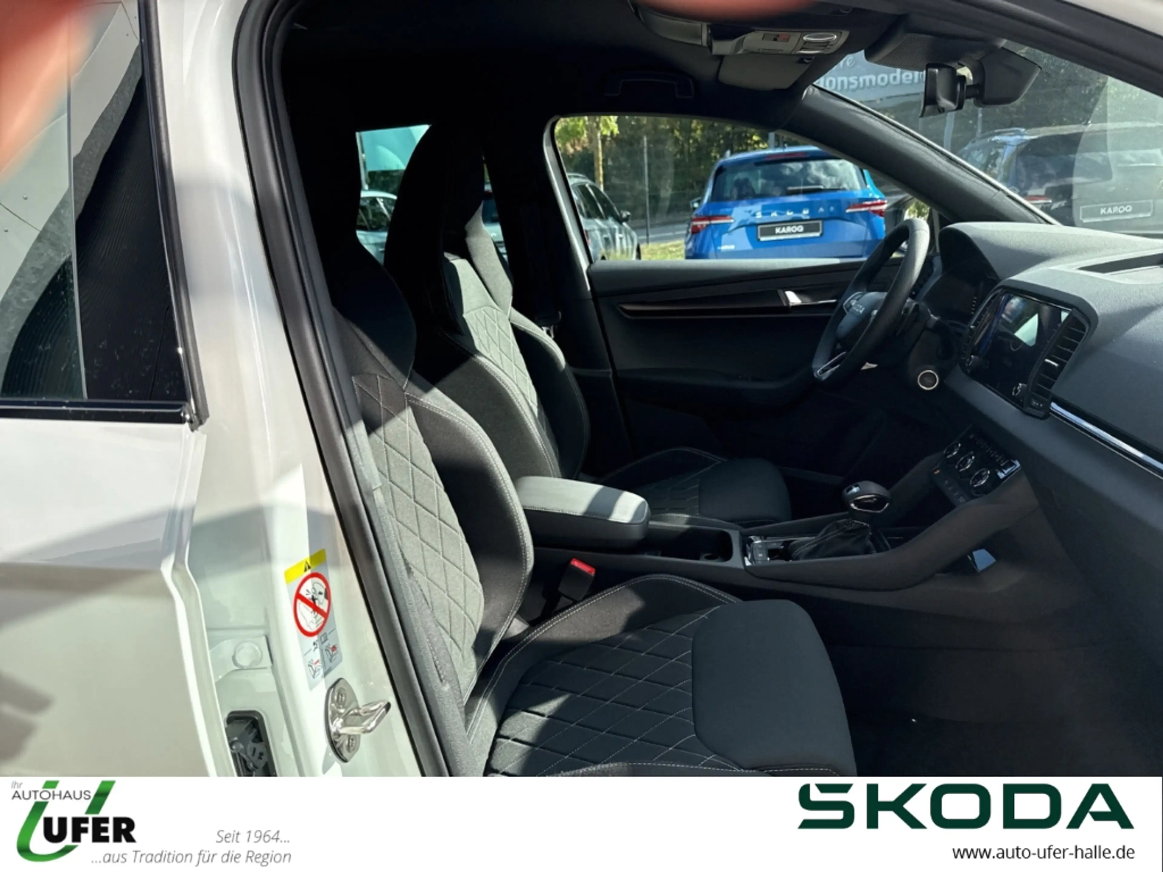 Skoda Karoq Sportline Sportpaket AHK Navi Matrix-LED Kurvenlic — photo 2