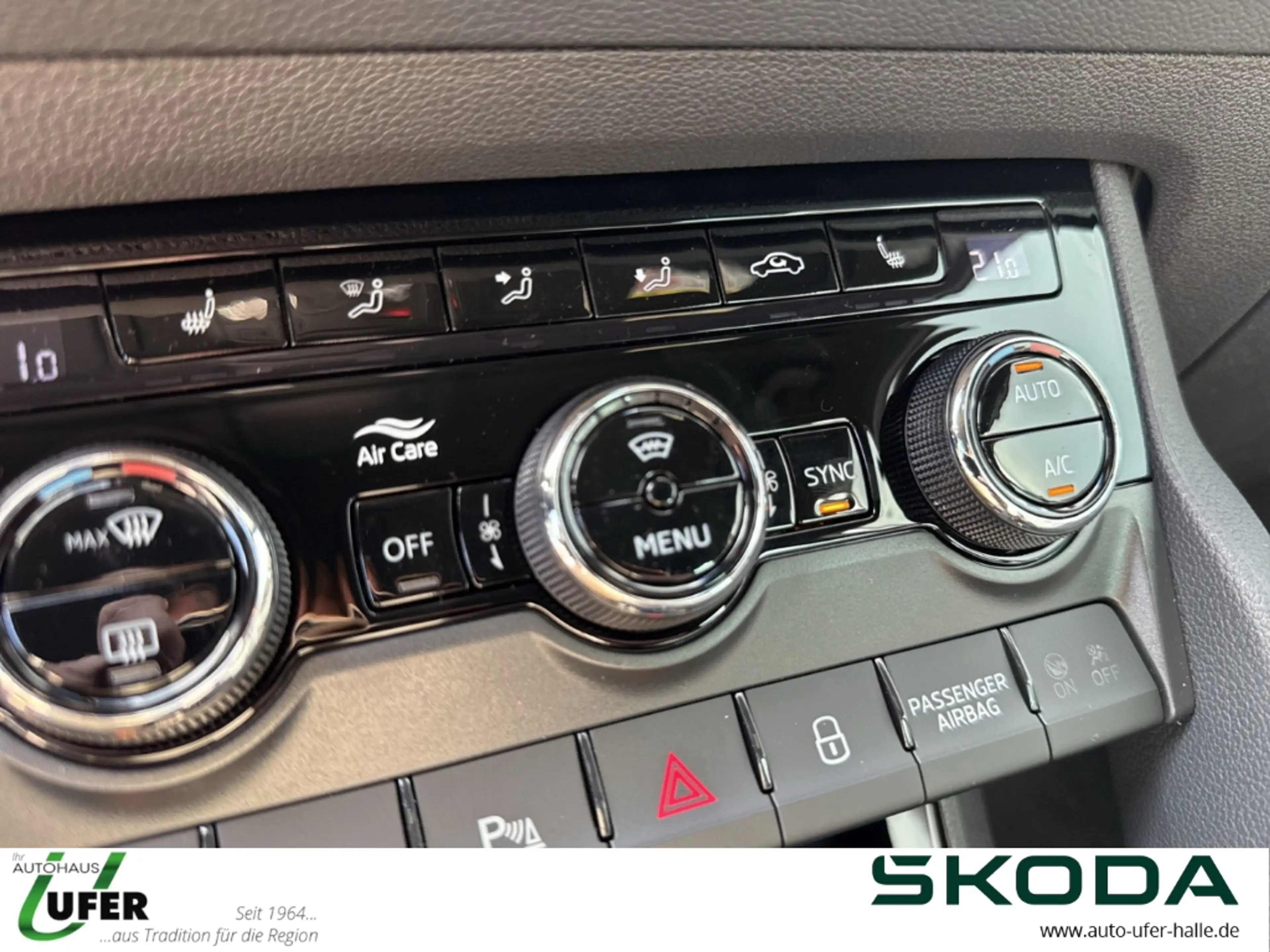 Skoda Karoq Sportline Sportpaket AHK Navi Matrix-LED Kurvenlic — photo 15