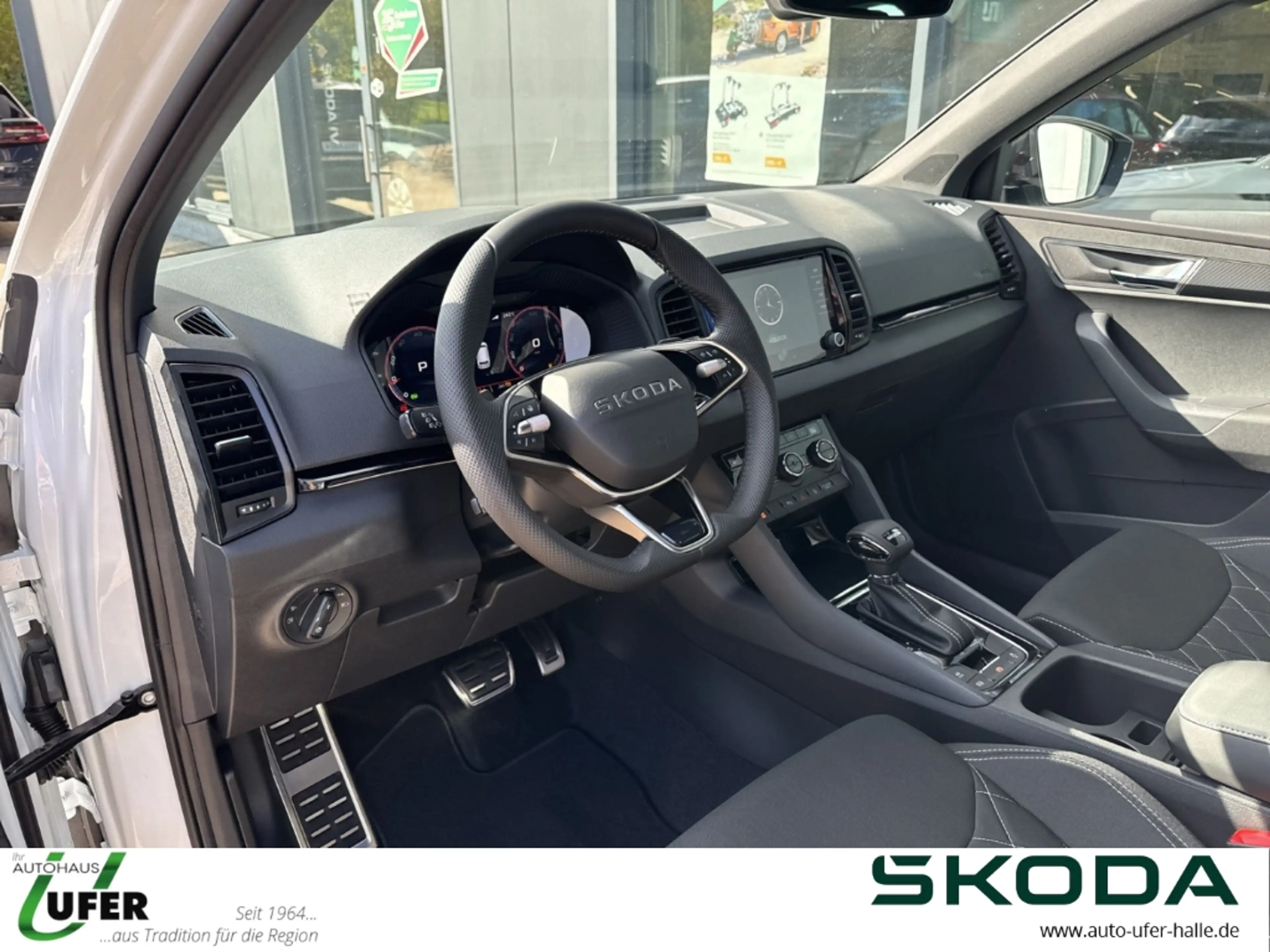Skoda Karoq Sportline Sportpaket AHK Navi Matrix-LED Kurvenlic — photo 6