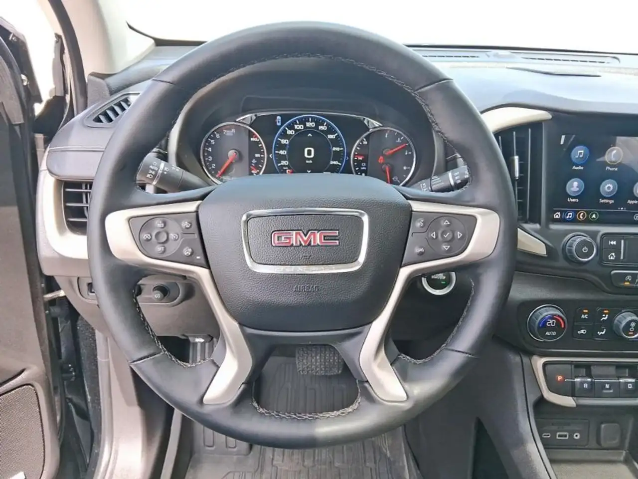 GMC Terrain снимка GMC Terrain