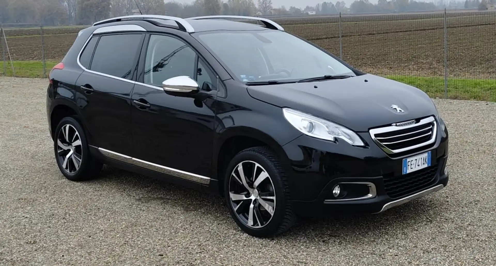 Peugeot 2008 2008 1.6 bluehdi Black Matt 100cv Noir - 1