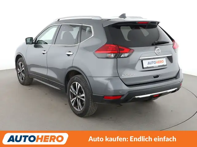 Nissan X-Trail view 4