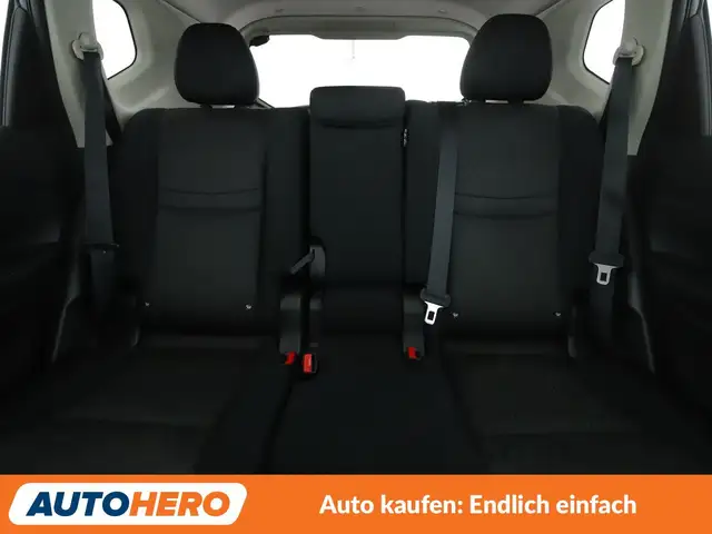 Nissan X-Trail view 15
