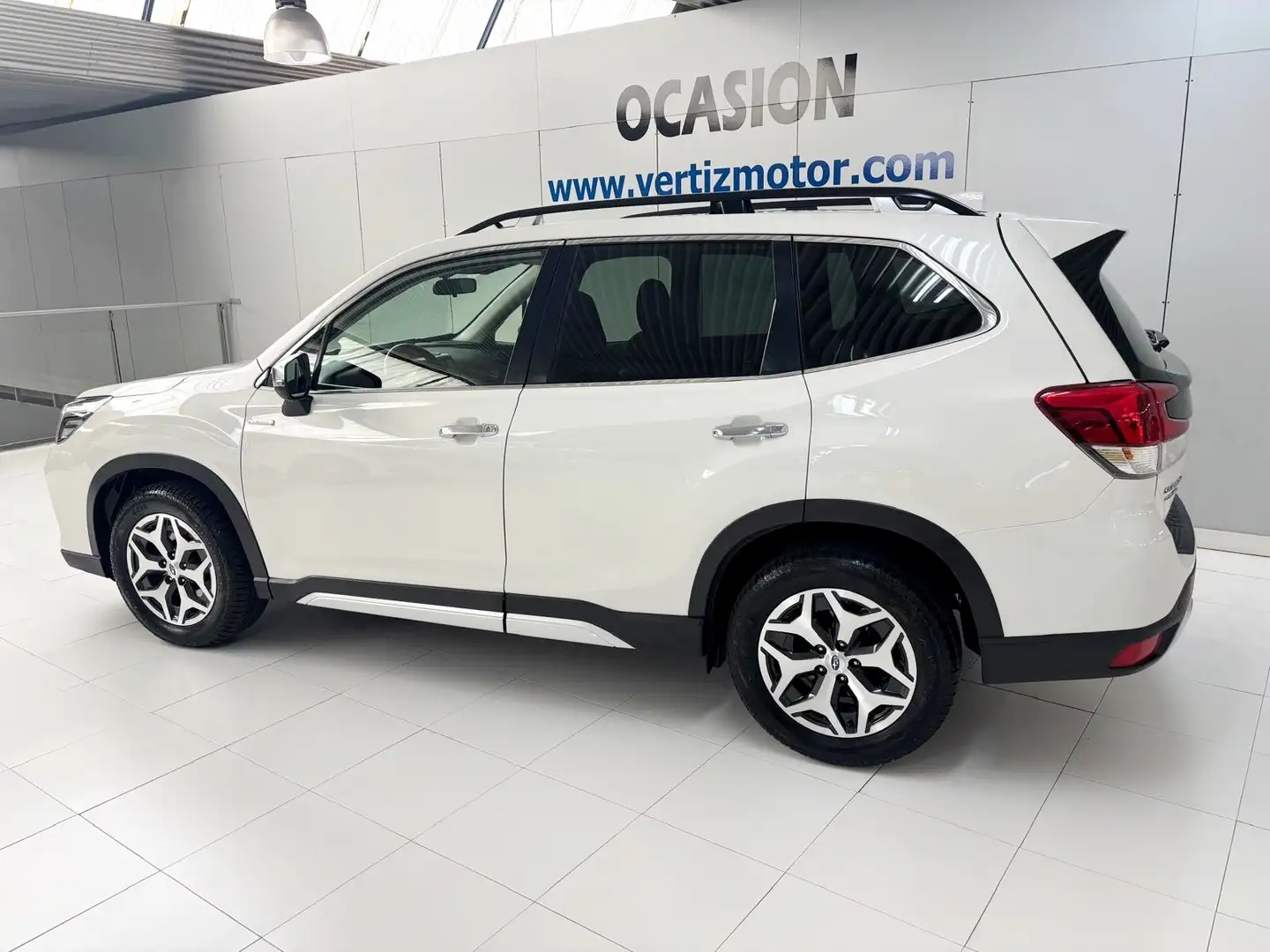 Subaru Forester 2.0i Hybrid Executive CVT Blanco - 2
