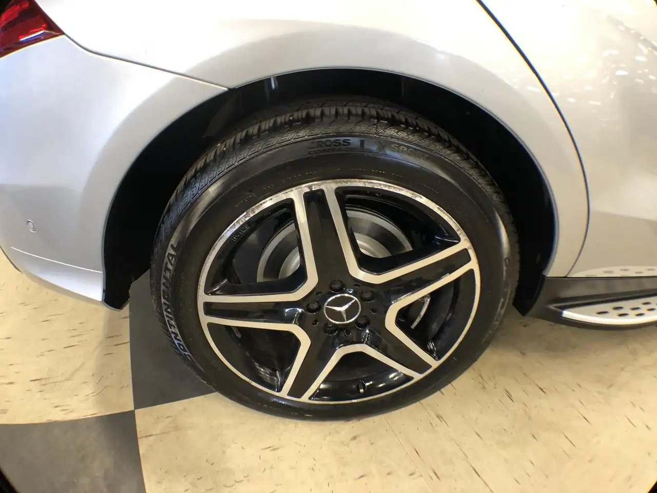 Mercedes-Benz GLE снимка Mercedes-Benz GLE