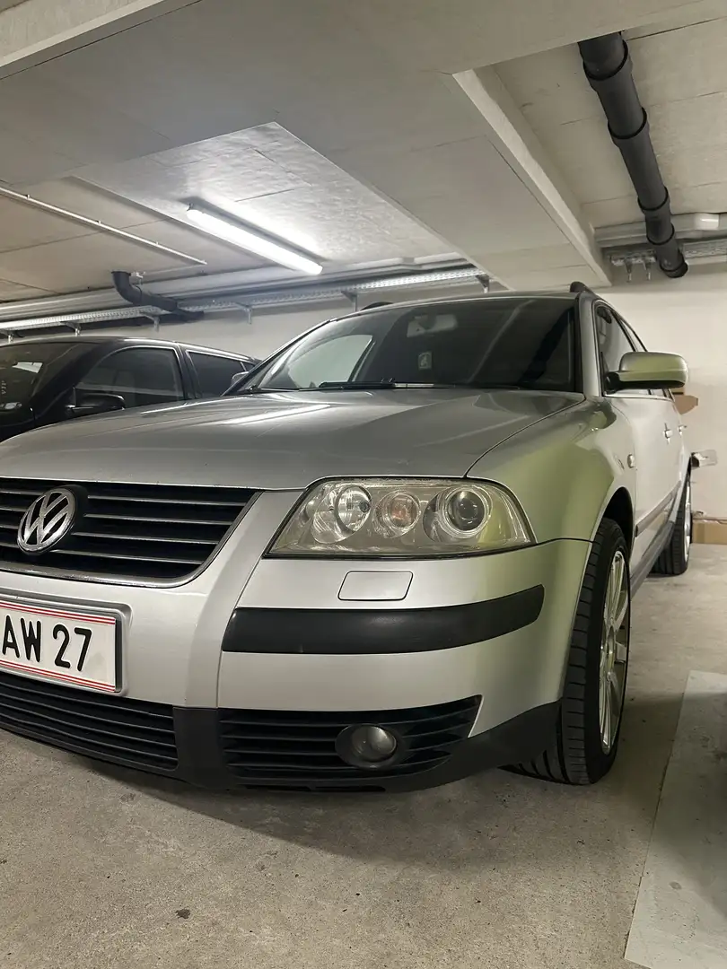 Volkswagen Passat Variant - 1