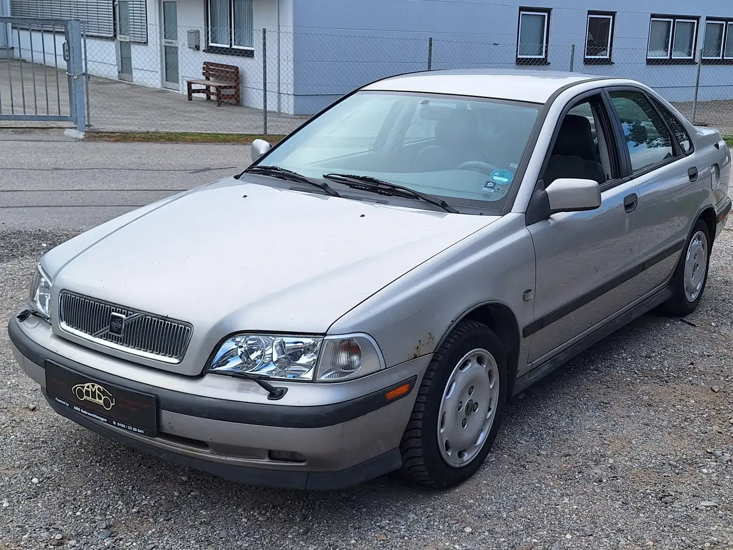 Volvo S40 T4 Limo 8-Fach Tüv/AU Neu Teilleder Klima Silver - 1