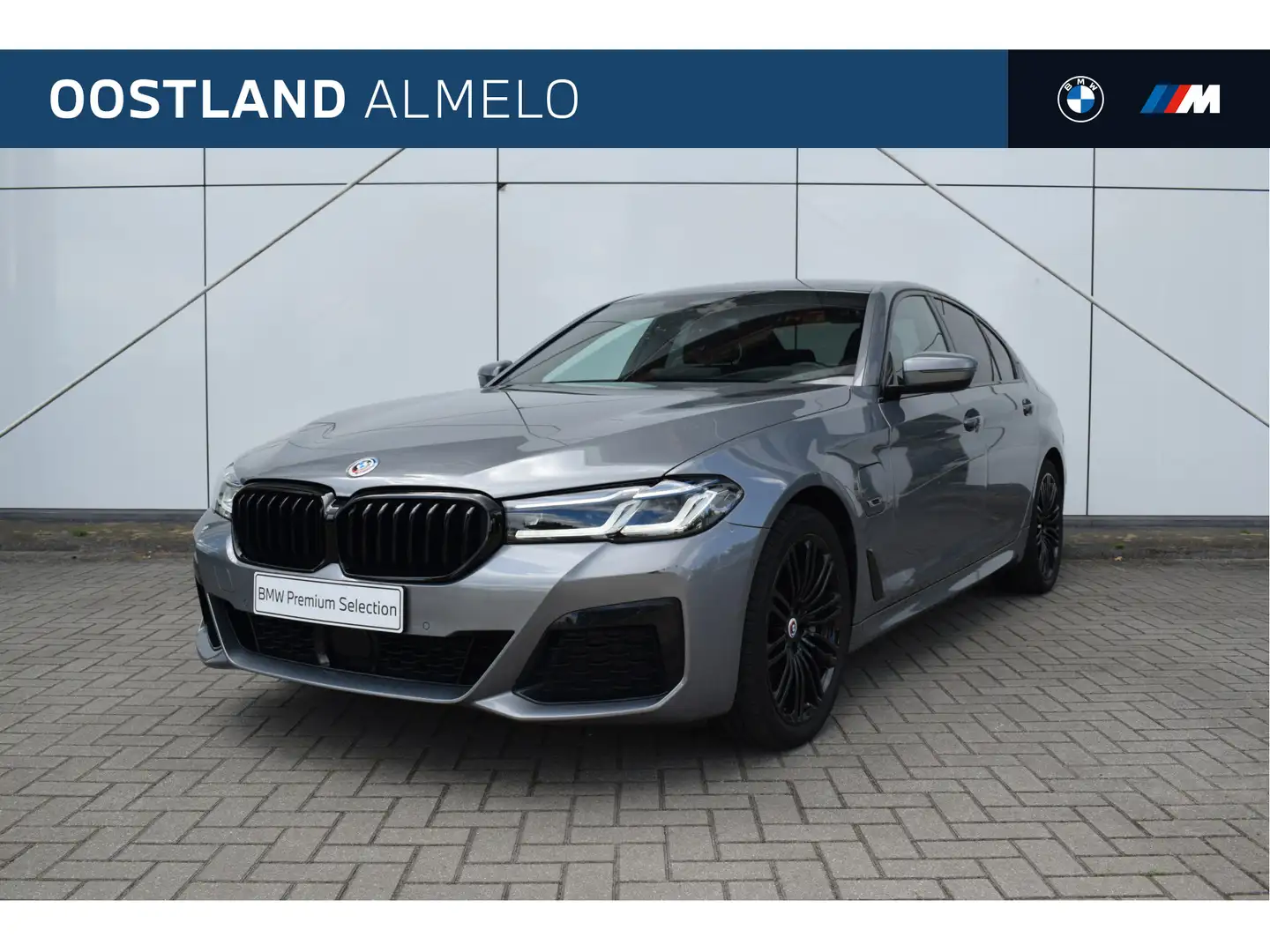 BMW 545 5 Serie 545e xDrive High Executive M Sport Automaa Gris - 1