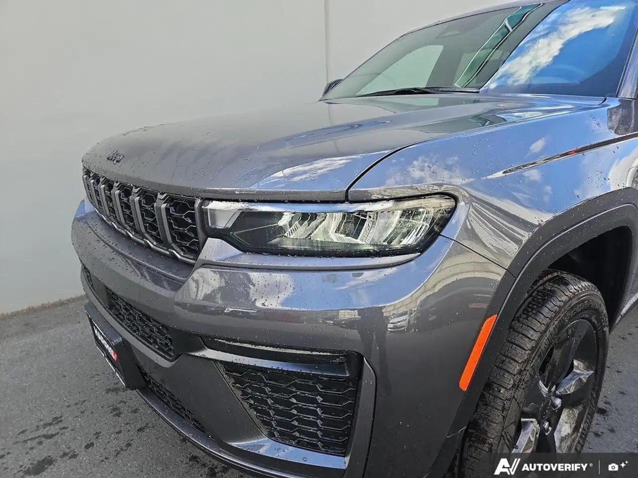 Jeep Grand Cherokee снимка Jeep Grand Cherokee