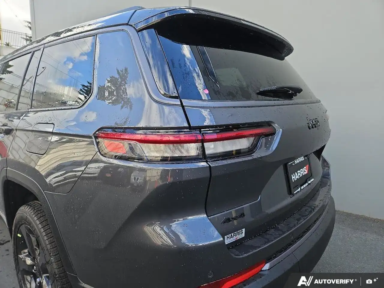 Jeep Grand Cherokee снимка Jeep Grand Cherokee
