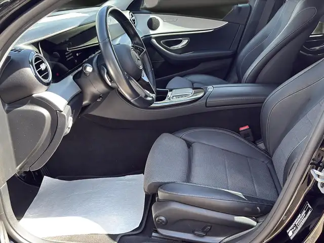 Mercedes-Benz E-Class view 14
