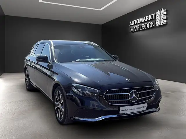 Mercedes-Benz E-Class view 2