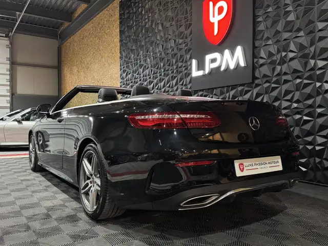 Mercedes-Benz E-Class view 6