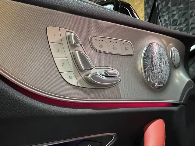 Mercedes-Benz E-Class view 13