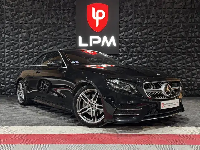 Mercedes-Benz E-Class view 3