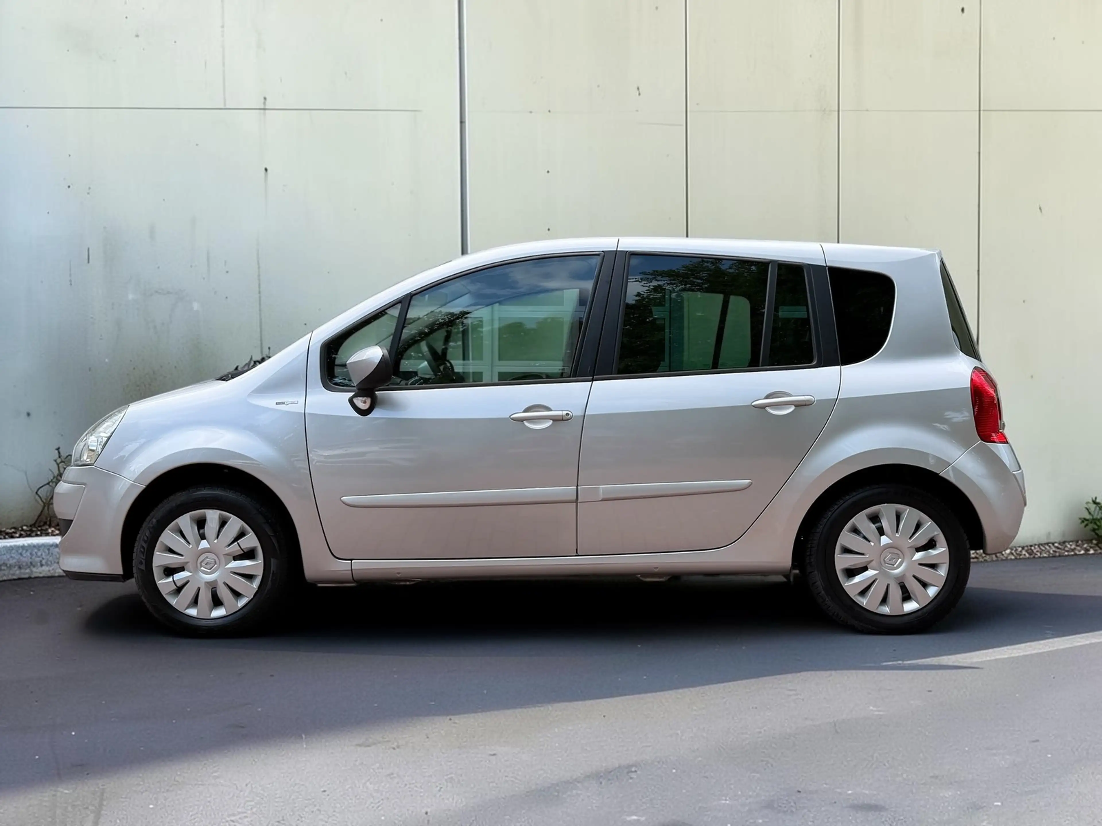 Renault Modus Grand Modus Night & Day Automatik *Klima*PDC* — photo 10