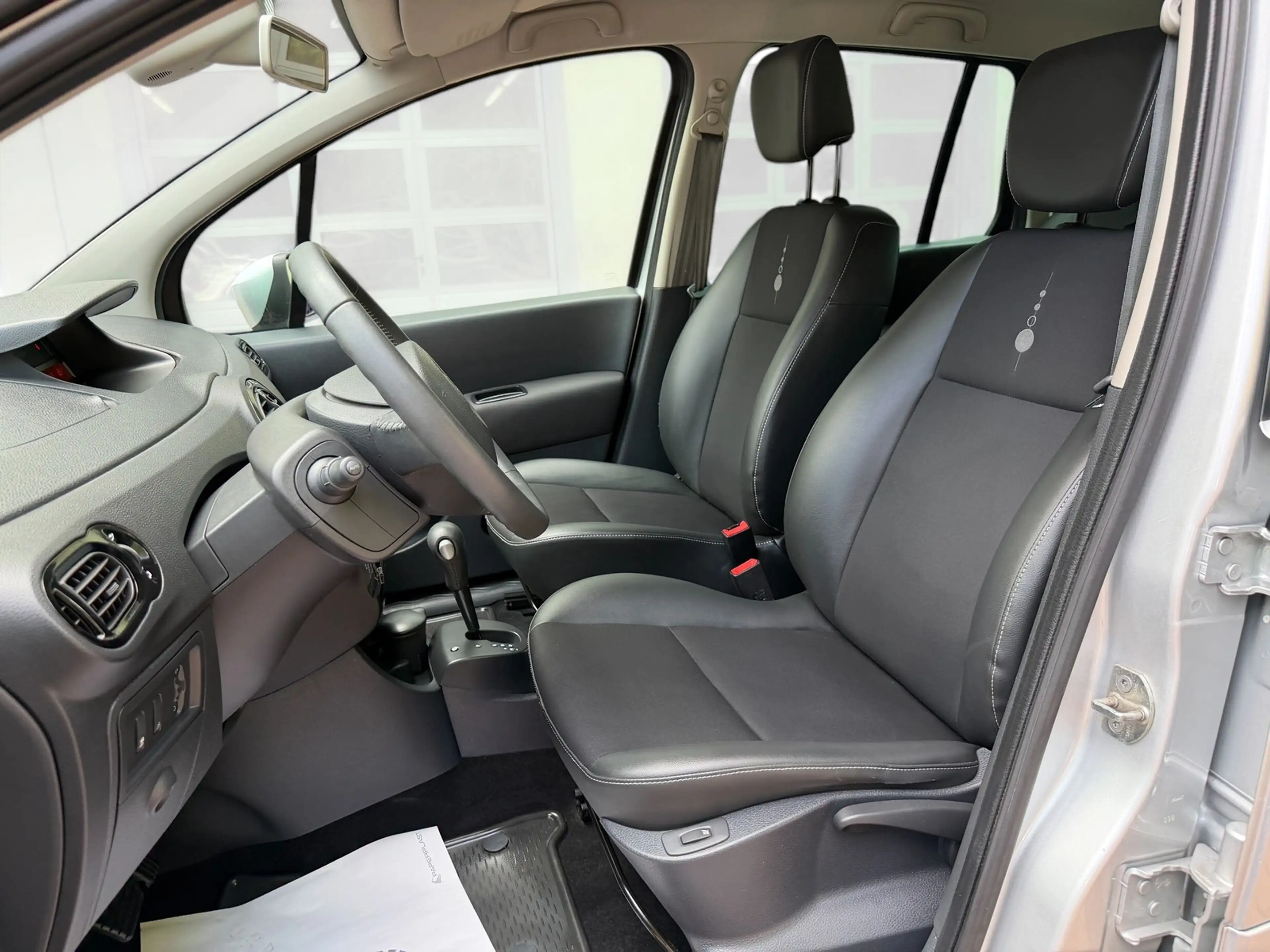 Renault Modus Grand Modus Night & Day Automatik *Klima*PDC* — photo 2