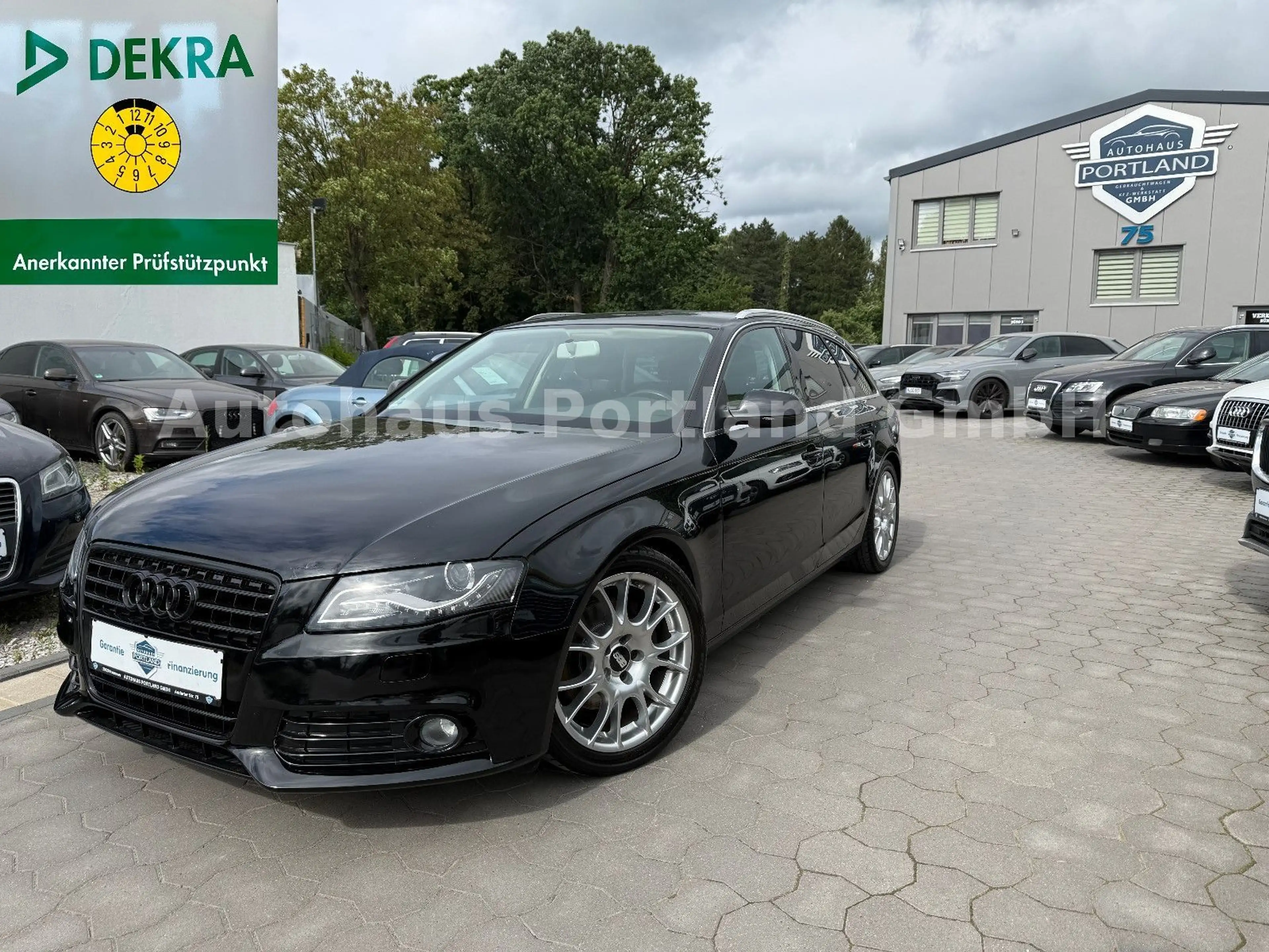 Audi A4 Avant Attraction/Xenon/BBS/S-Heft/Multi