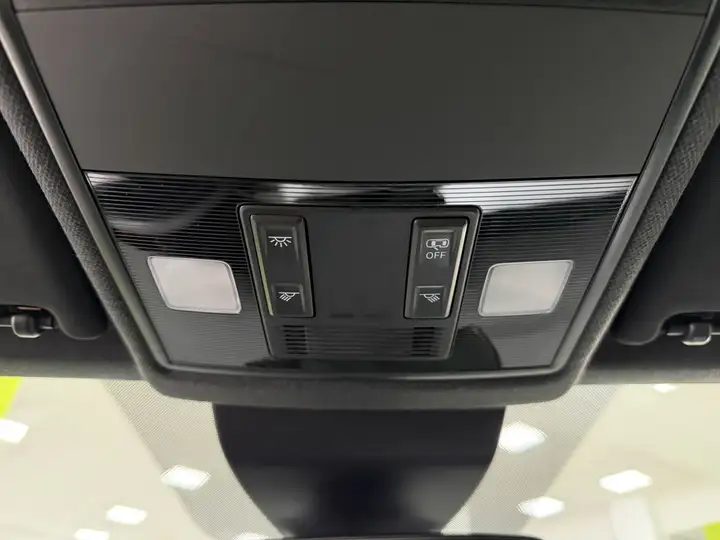 SEAT Arona 2025, foto 29