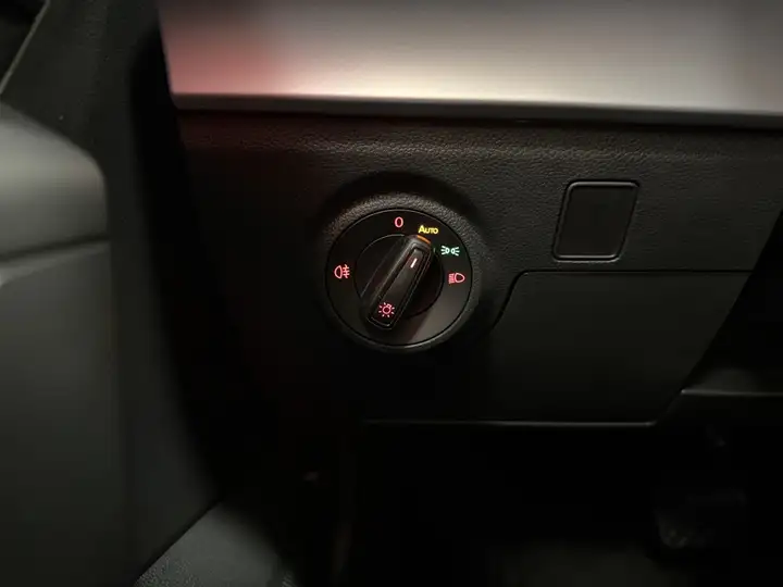 SEAT Arona 2025, foto 26