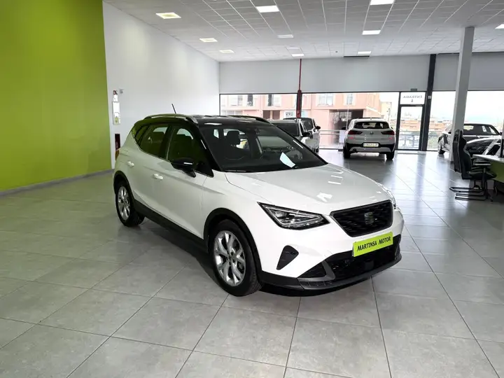 SEAT Arona 2025, foto 3