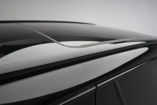 Volkswagen Passat view 11
