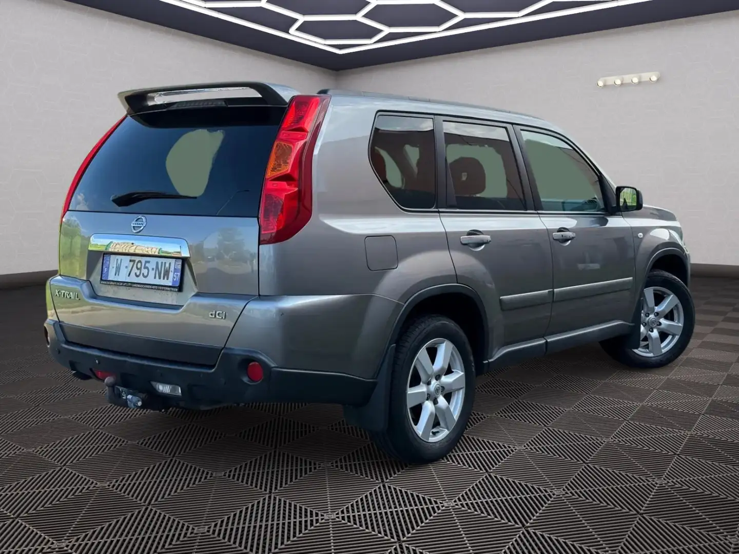 Nissan X-Trail LE Grijs - 2