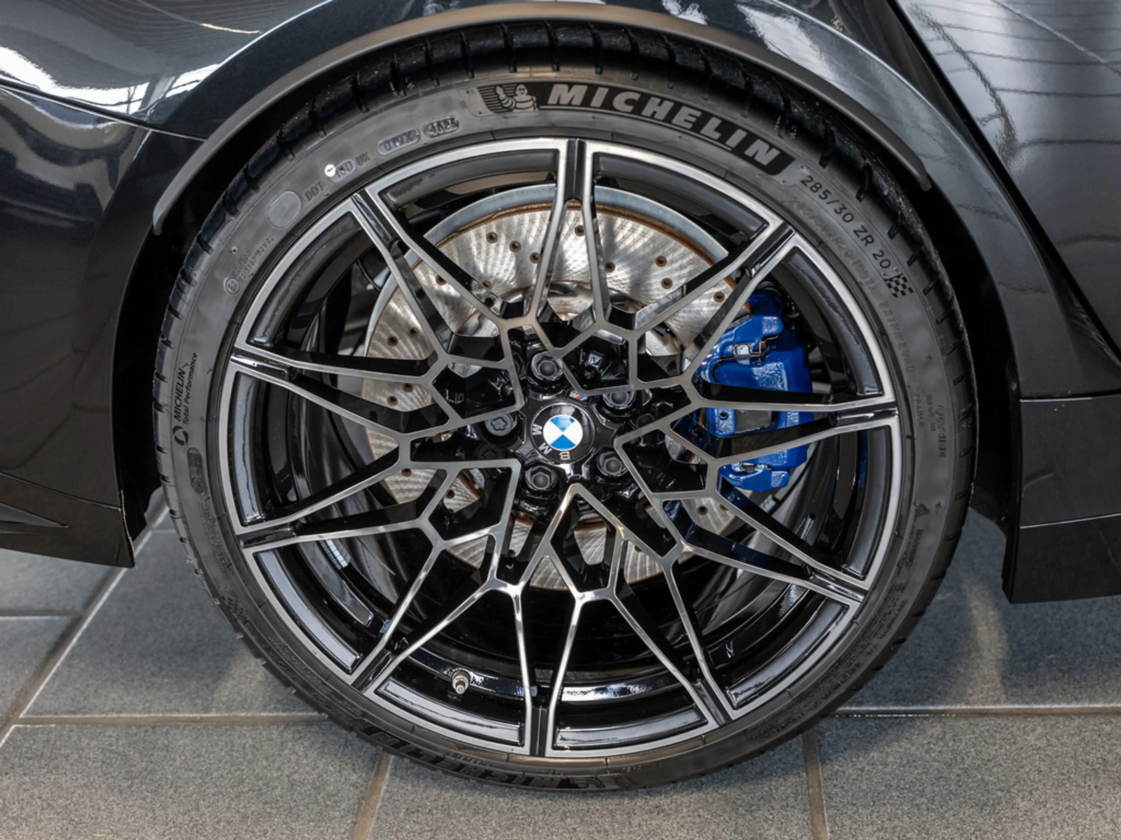 BMW M3 Touring Competition xDrive 360° LED HUD — photo 10