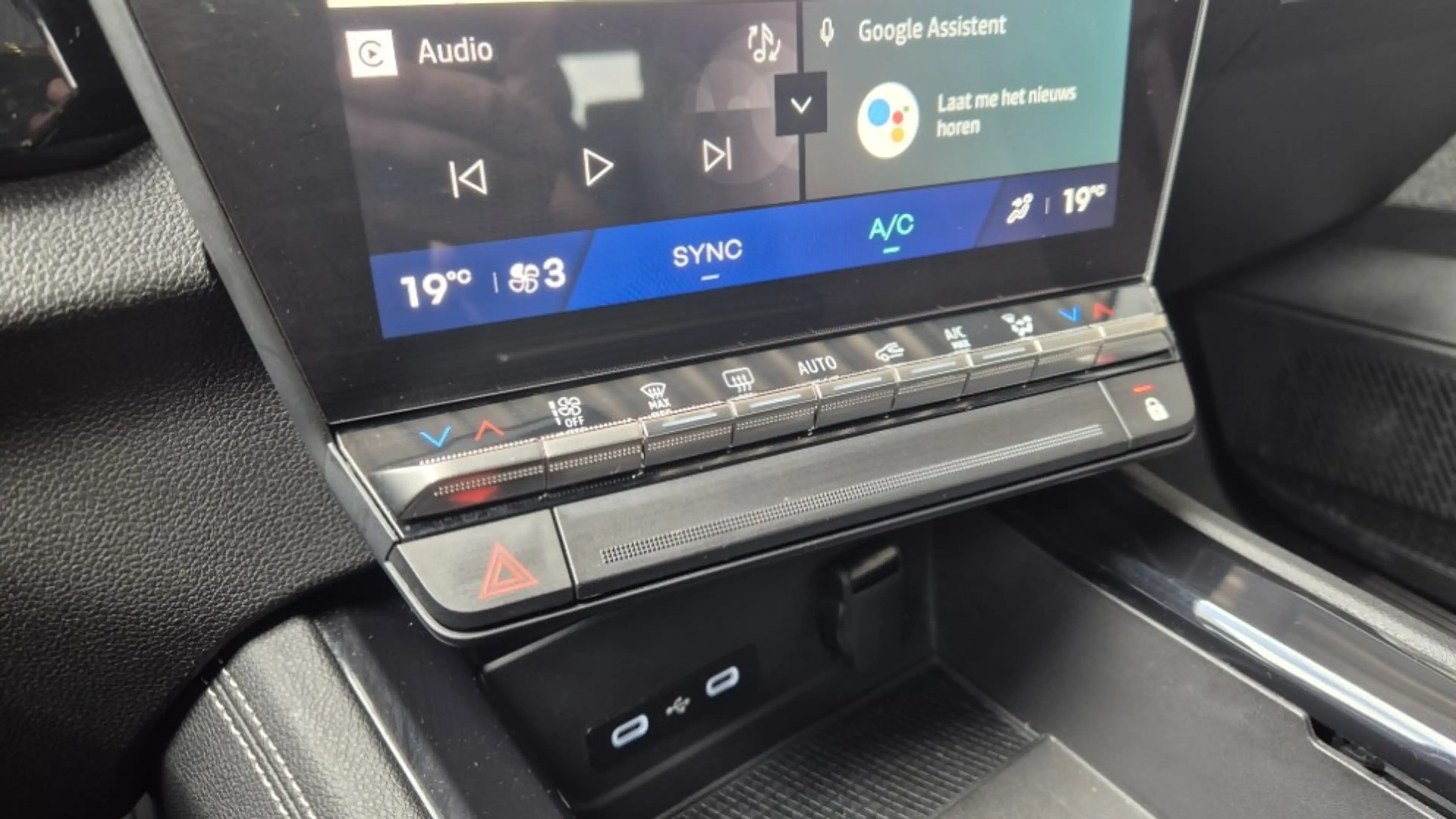 Renault Espace E-Tech full hybrid 200 techno 7p. — photo 13