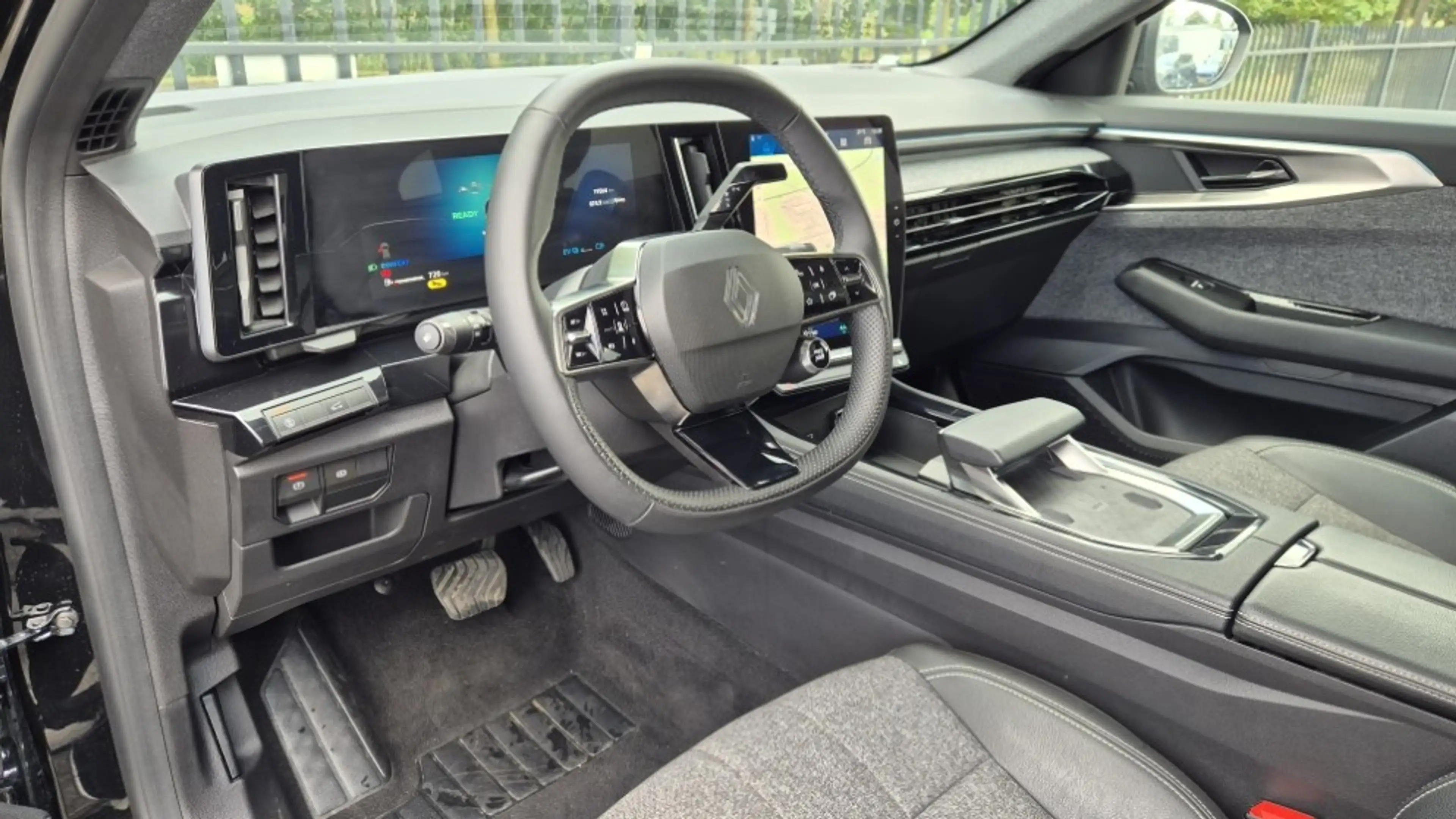 Renault Espace E-Tech full hybrid 200 techno 7p. — photo 11