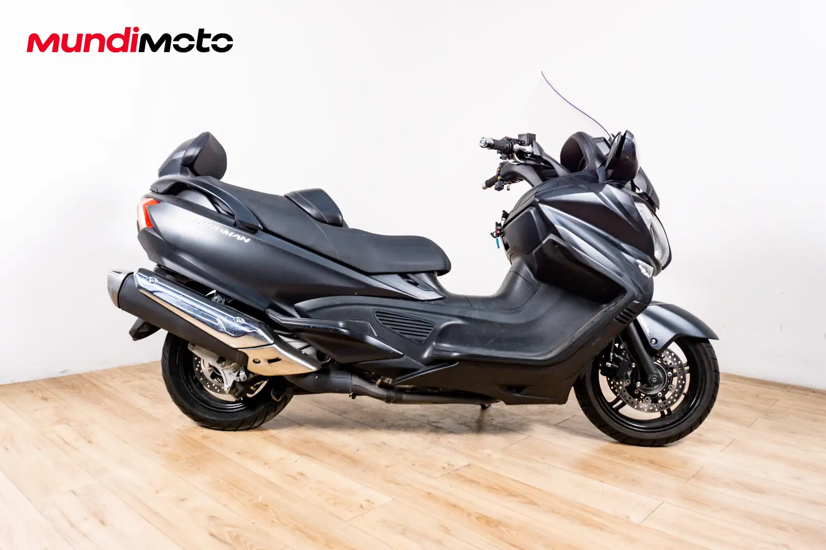 Suzuki Burgman 650 - 1