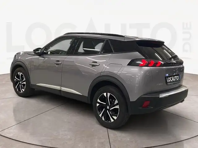Peugeot 2008 view 5