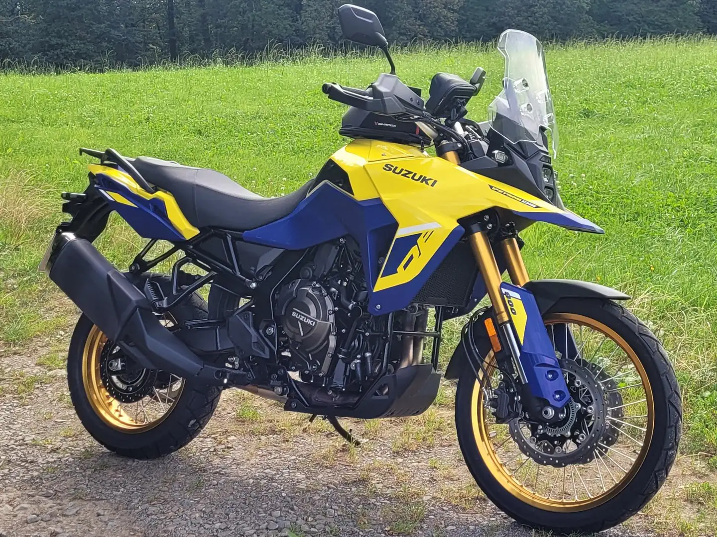 Suzuki V-Strom 800DE Gelb - 1