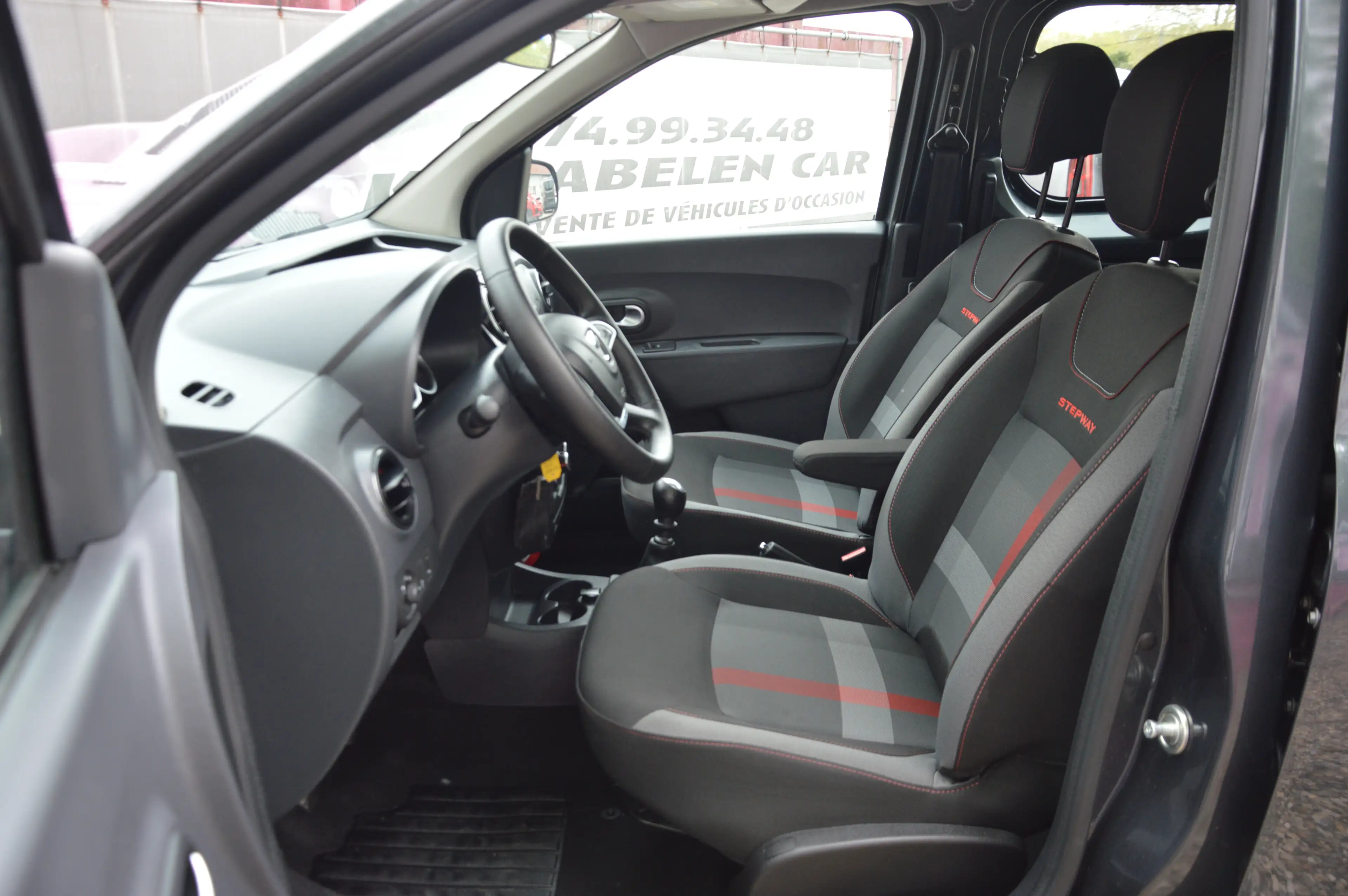 Dacia Dokker 1.3TCe Stepway Techroad NAV CAM CLIM 19.969KM — photo 8