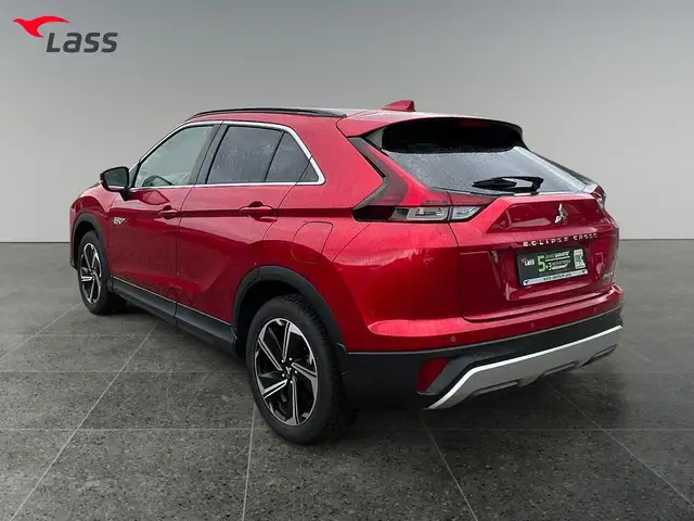 Mitsubishi Eclipse Cross view 4