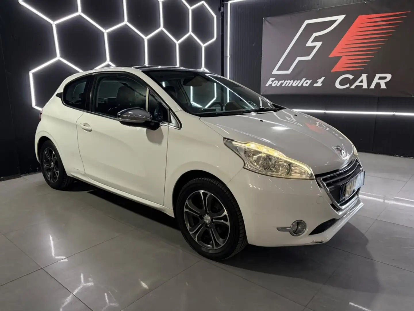 Peugeot 208 1.2 VTi Allure Blanco - 1