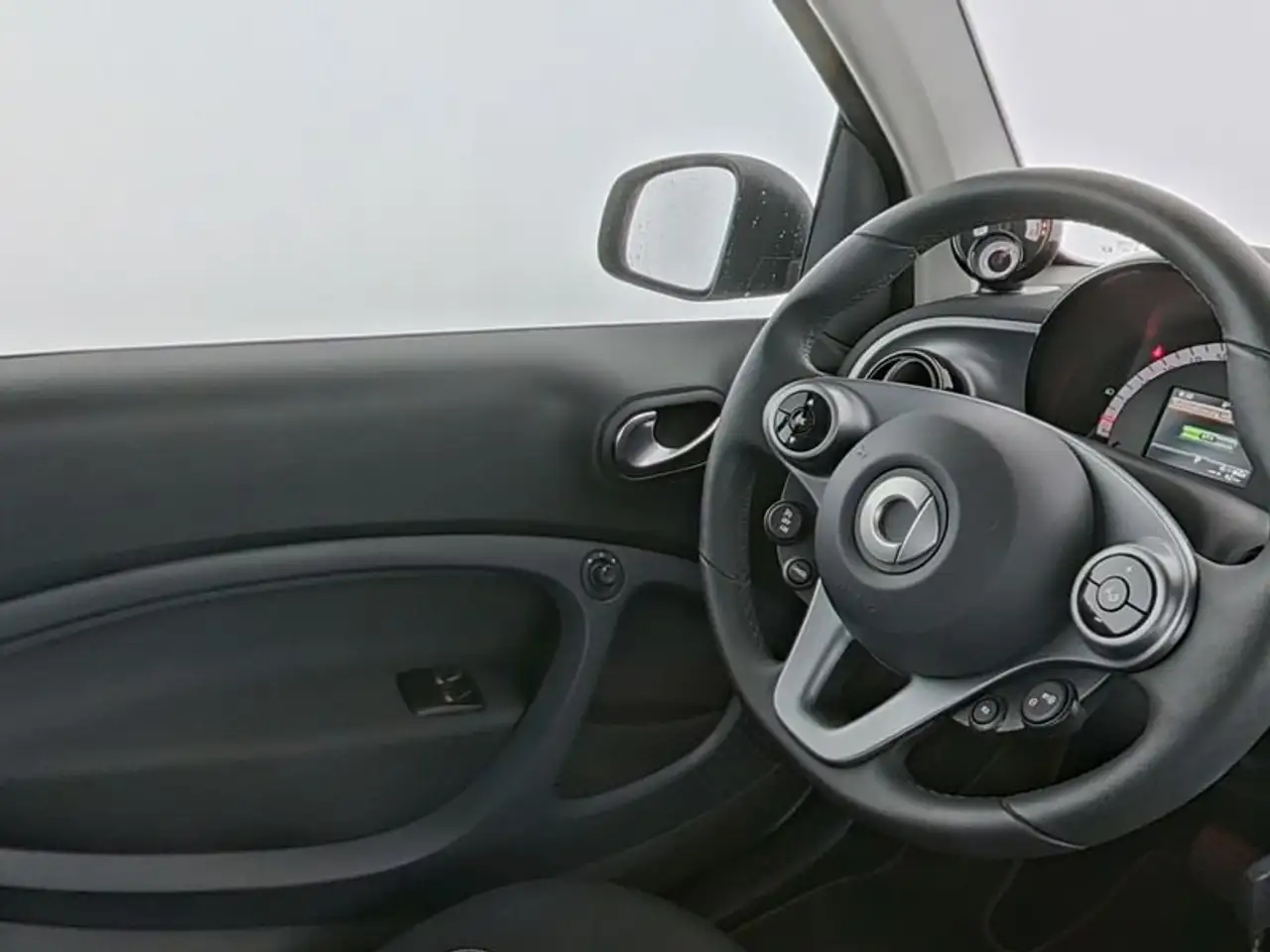 smart forTwo 2024 — фото 8