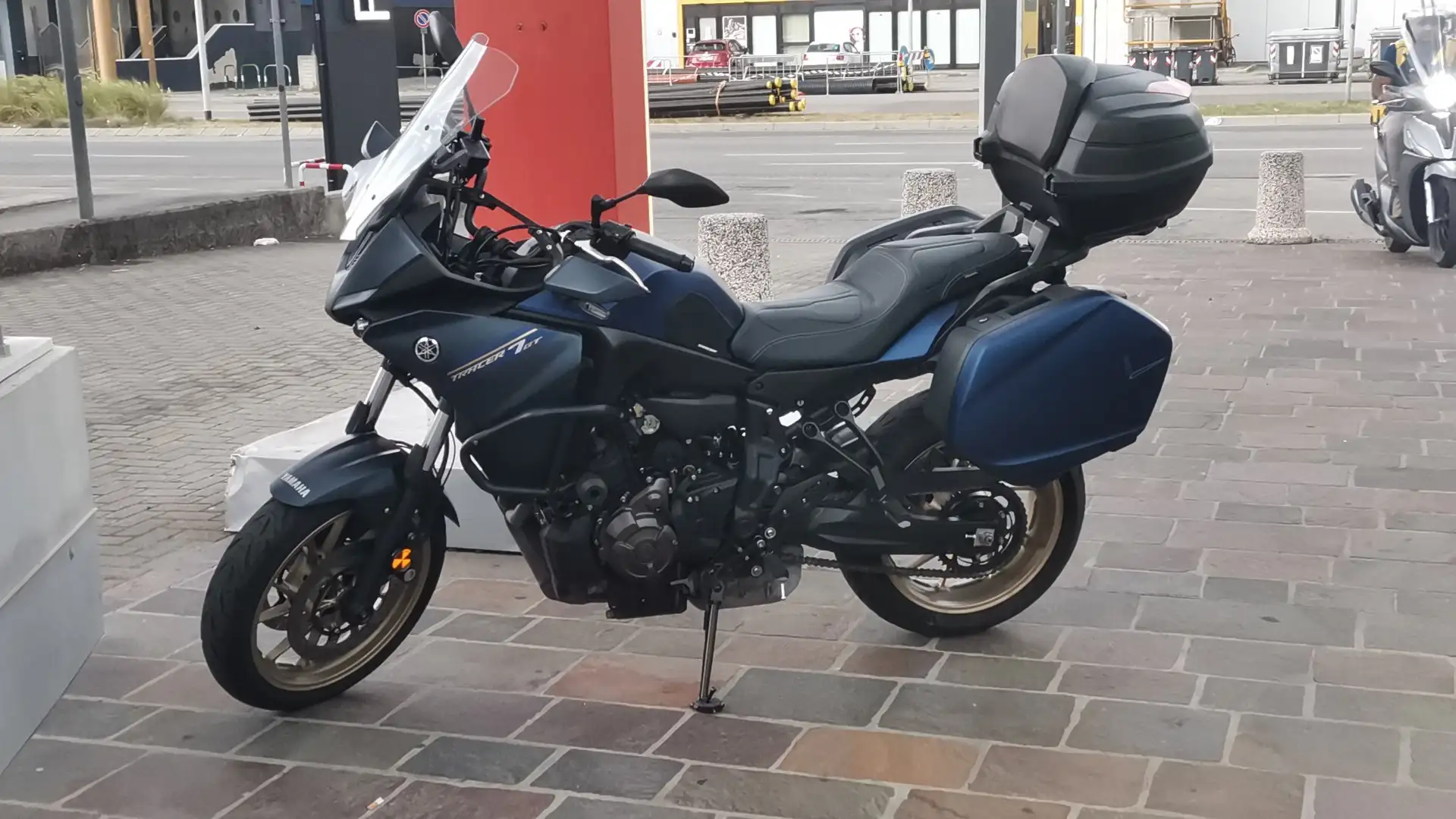Yamaha Tracer 7 GT Mavi - 1