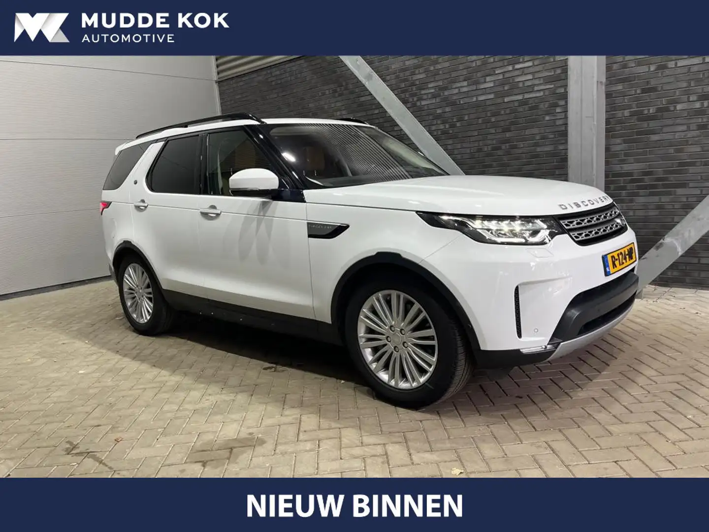 Land Rover Discovery 3.0 Sd6 HSE Luxury 7p. | Panoramadak | Luchtvering White - 1