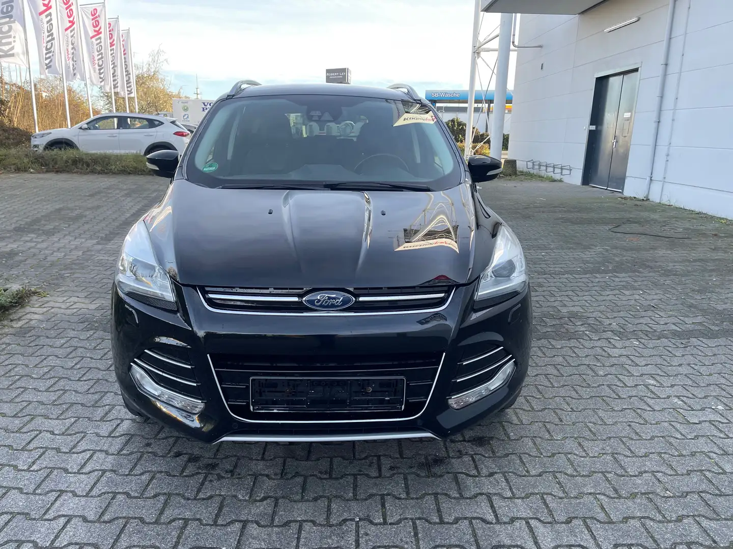 Ford Kuga Titanium Schwarz - 2