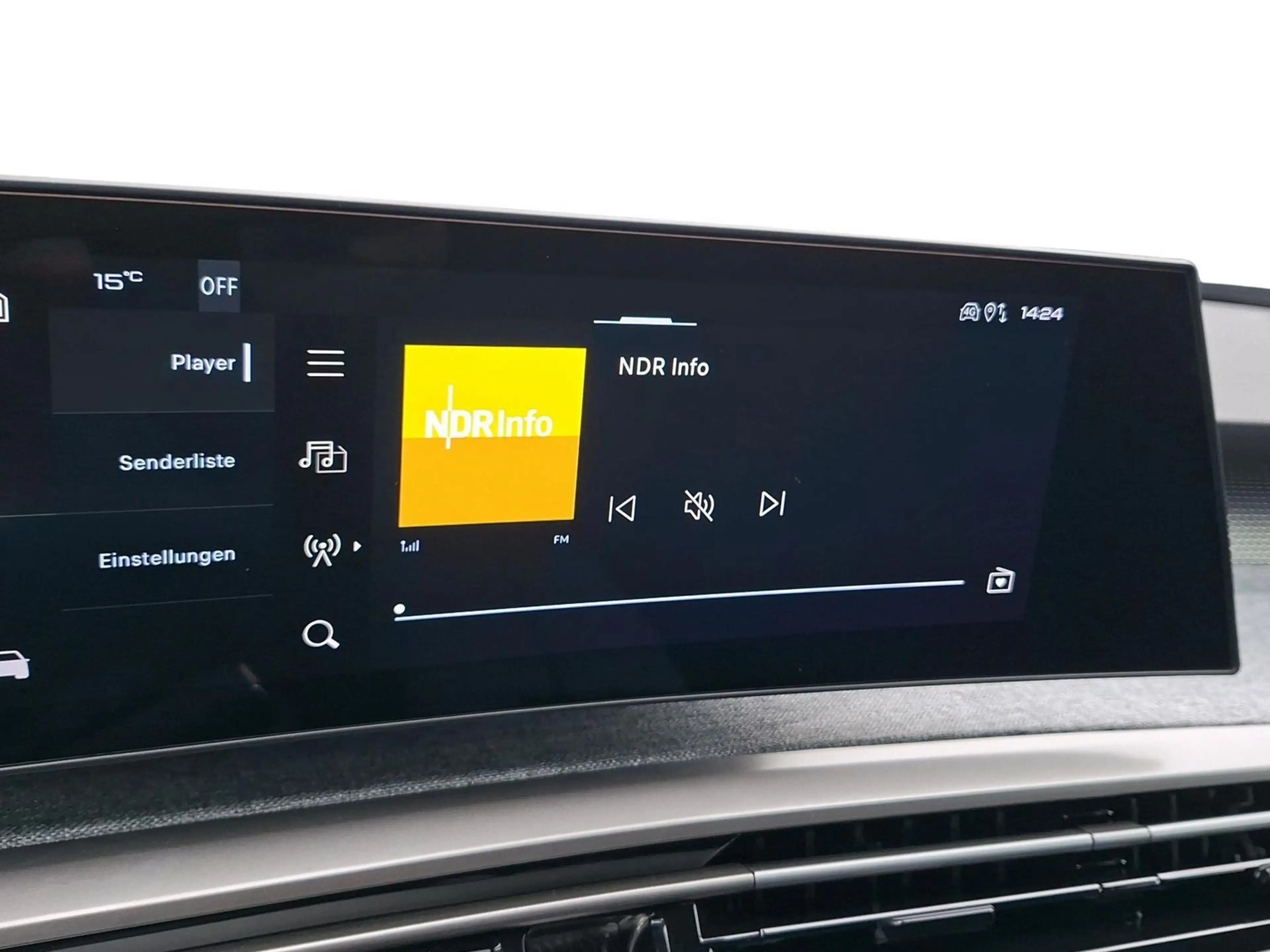 Peugeot 5008 GT Hybrid 145 e-DSC6 Kamera Navi SHZ — photo 12