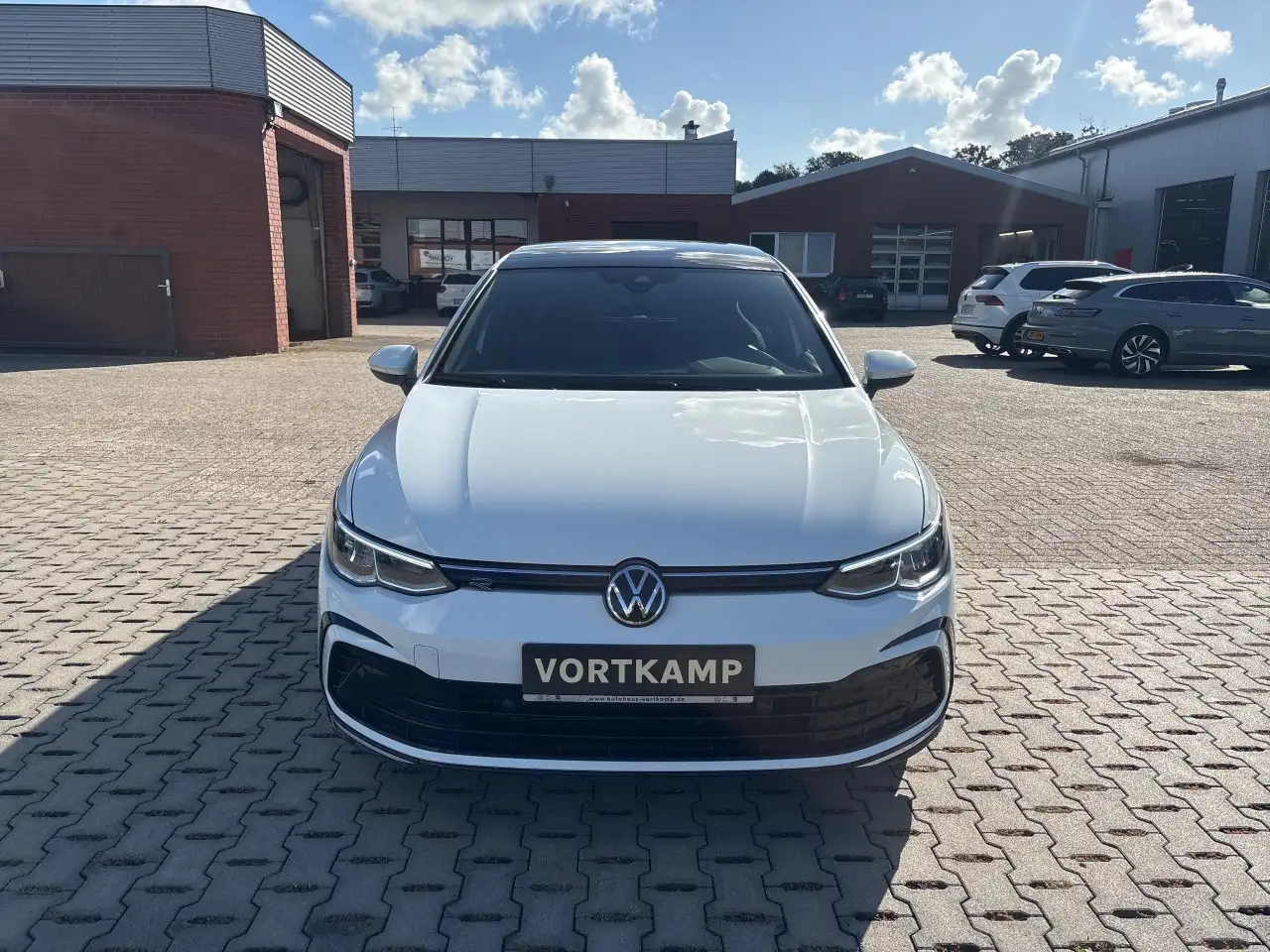 Volkswagen Golf VIII Lim. R-Line eTSI Pano/Kamera, миниатюра 3