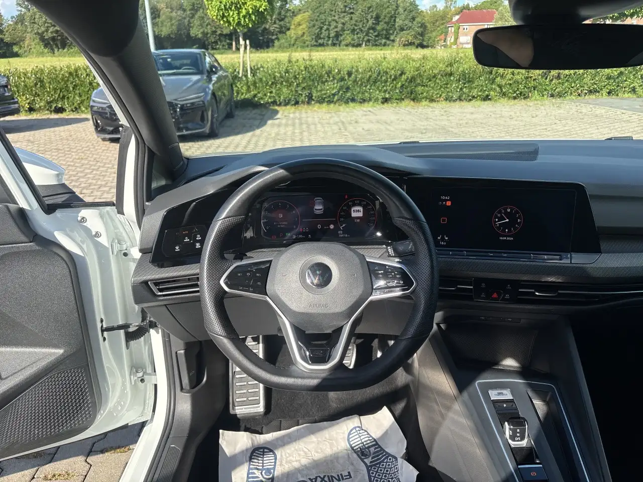 Volkswagen Golf VIII Lim. R-Line eTSI Pano/Kamera, миниатюра 14