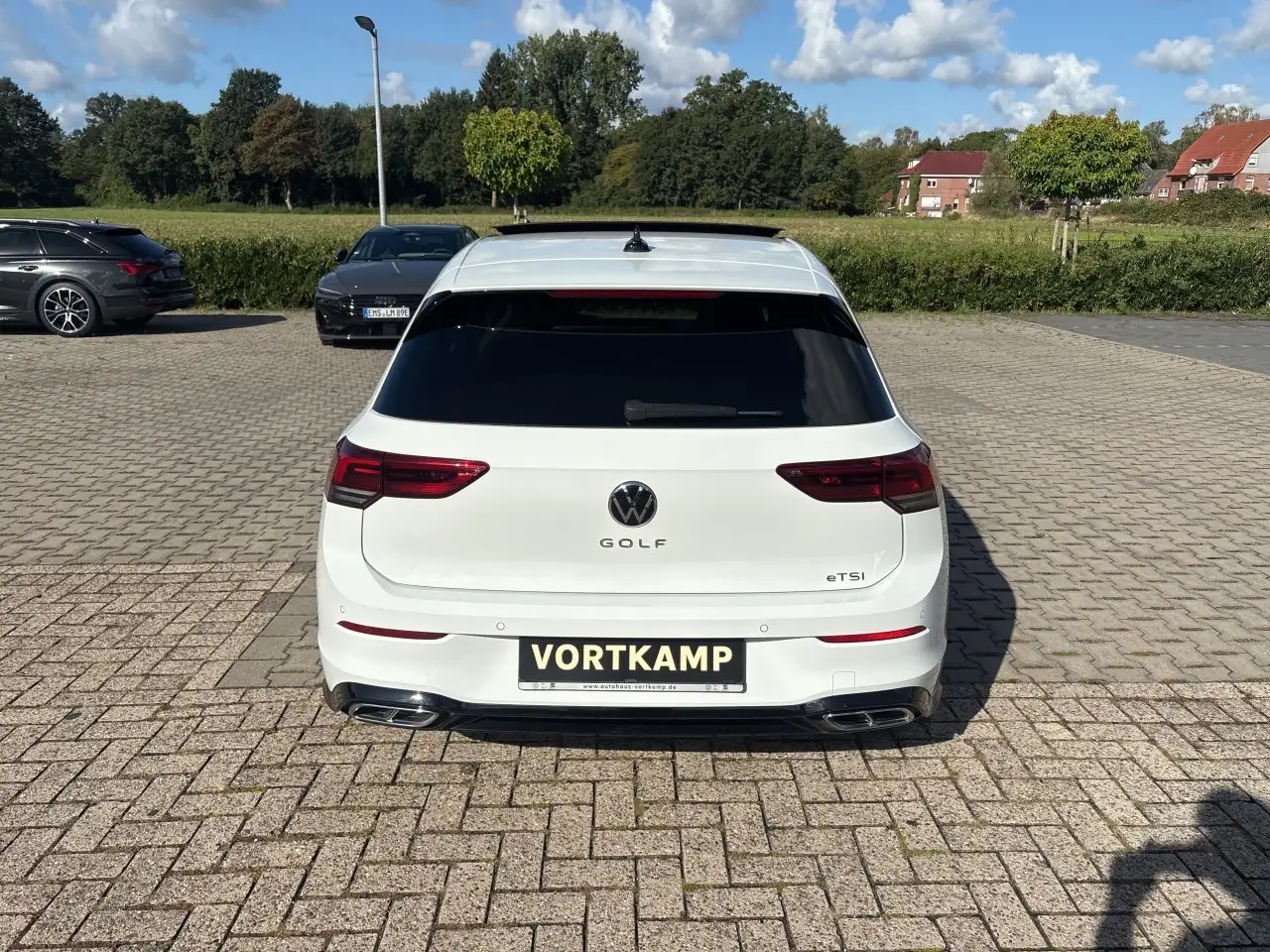 Volkswagen Golf VIII Lim. R-Line eTSI Pano/Kamera, миниатюра 7