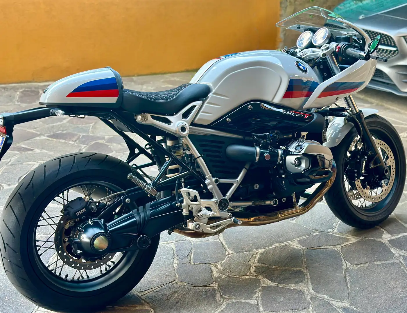 BMW R 12 nineT Nine t racer Weiß - 2