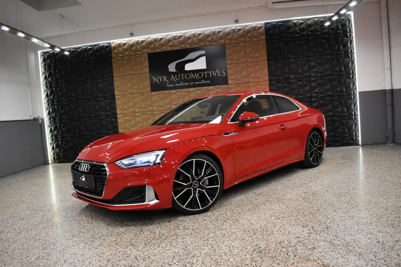 Audi A5 quattro 40 TDI FACELIFT, S-LINE, VIRTUAL, LED, AHK Rot - 1
