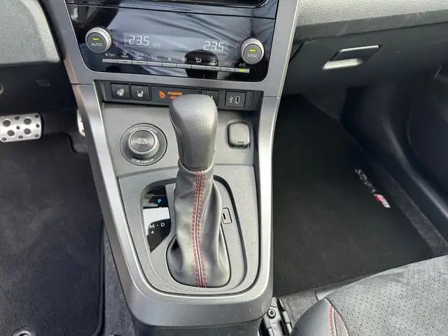 Toyota Yaris view 10