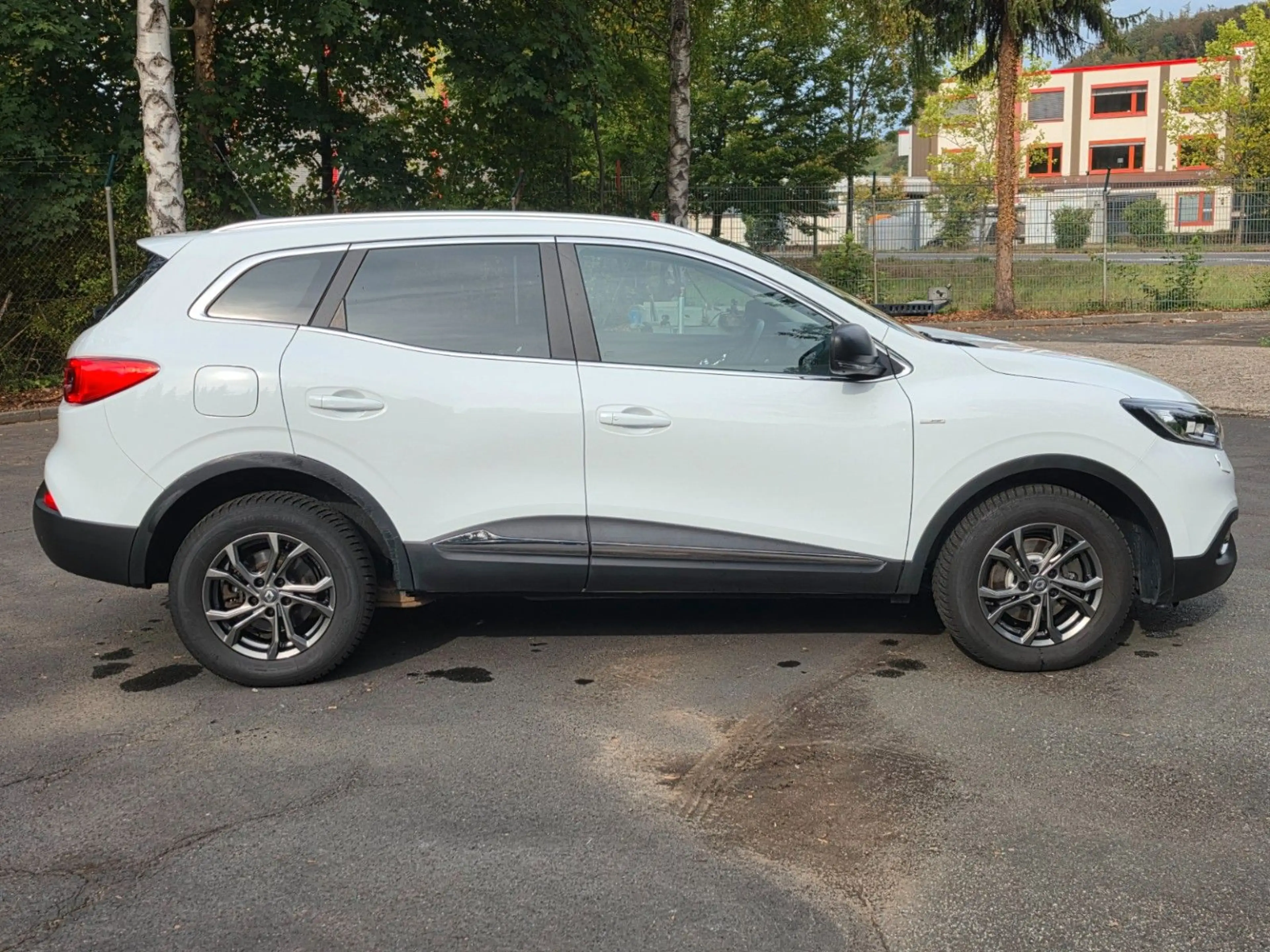 Renault Kadjar Bose Edition 4x4*PANO*PDC*SHZ*NAVI*131PS* — photo 4