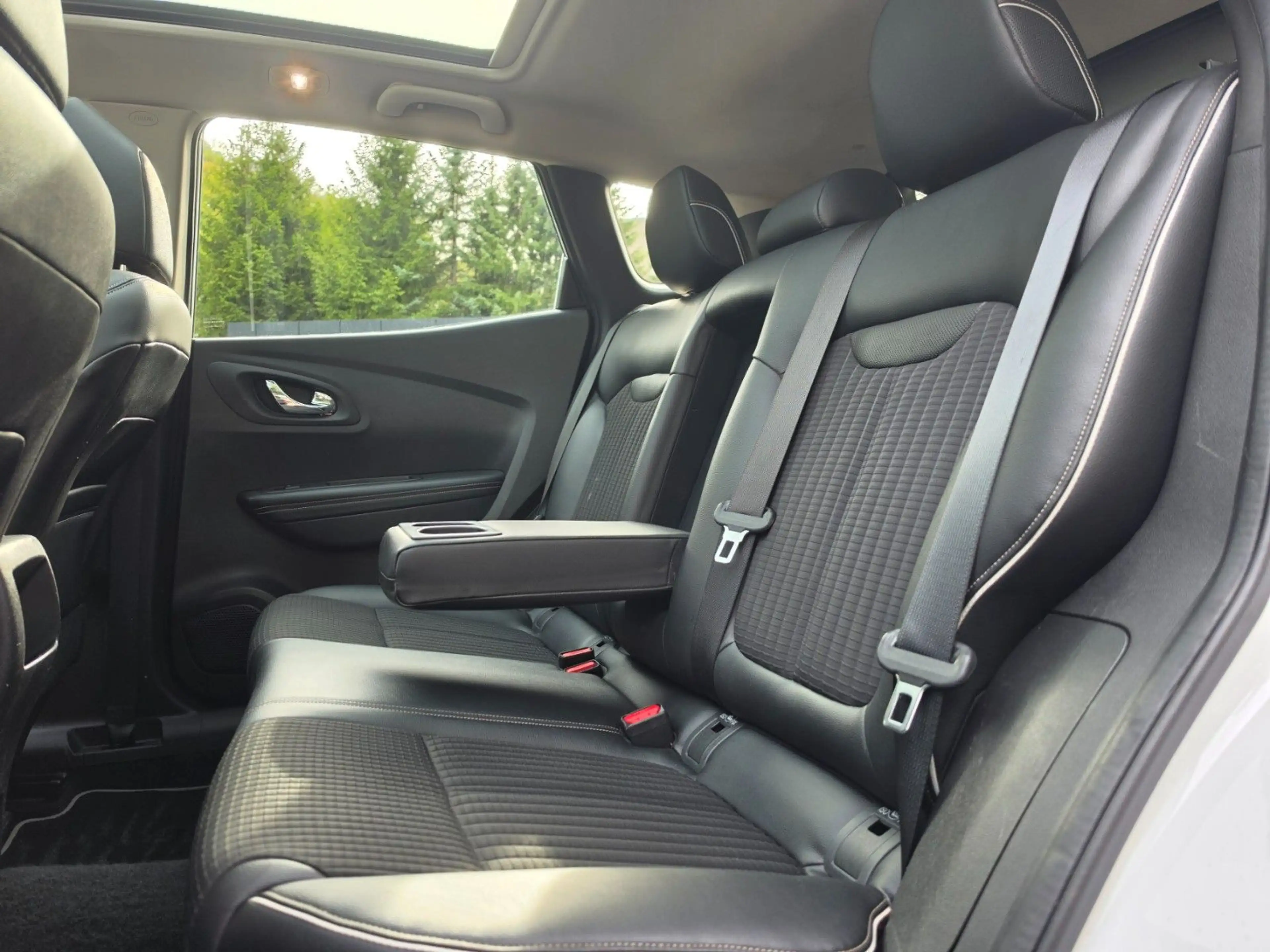 Renault Kadjar Bose Edition 4x4*PANO*PDC*SHZ*NAVI*131PS* — photo 14