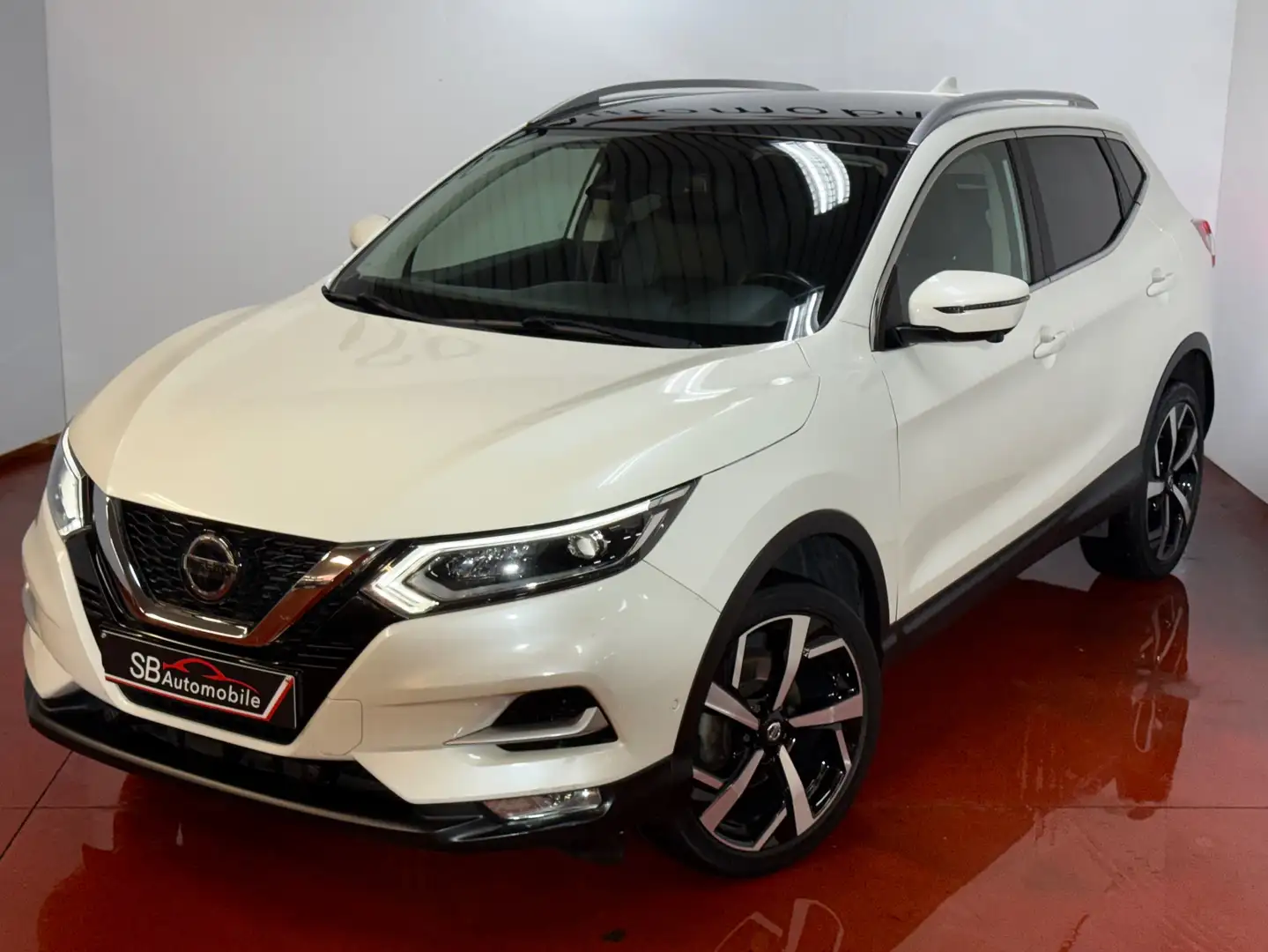Nissan Qashqai 1.5 dCi Tekna+//TOIT-PANO//CAEMRA 360*//GARANTIE// - 2